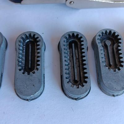Vintage Singer Complete Buttonholer Attachment for Singer Sewing machine