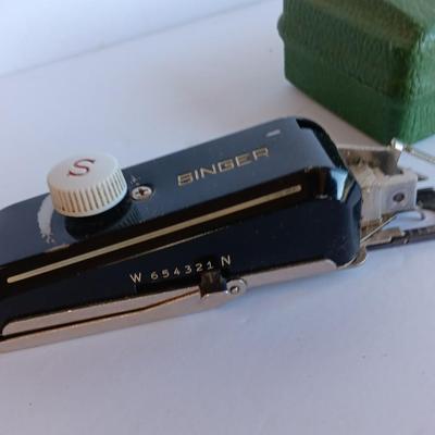 Vintage Singer Complete Buttonholer Attachment for Singer Sewing machine
