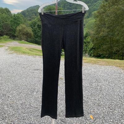 Chicoâ€™s Jeans with Vyana & Bella Canvas Yoga Pants, Size 6/S-M (O-HS)