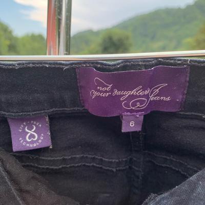 Chicoâ€™s Jeans with Vyana & Bella Canvas Yoga Pants, Size 6/S-M (O-HS)