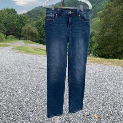 Chicoâ€™s Jeans with Vyana & Bella Canvas Yoga Pants, Size 6/S-M (O-HS)