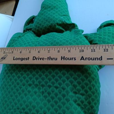 Green fabric lizard 45" long with bean bag like feet