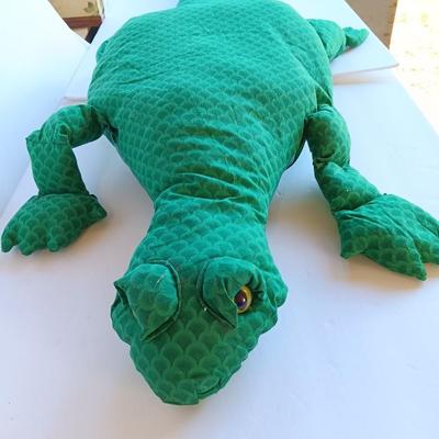 Green fabric lizard 45" long with bean bag like feet