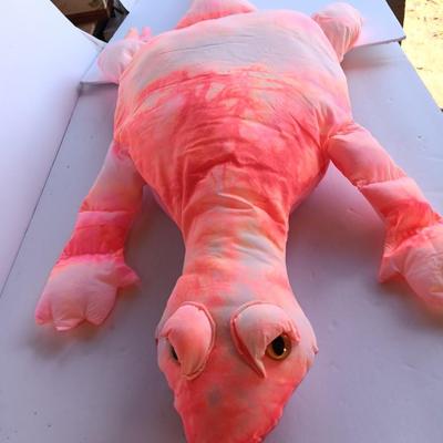 FUN! Pink / Orangish tie die like fabric lizard 45" long with bean bag like feet