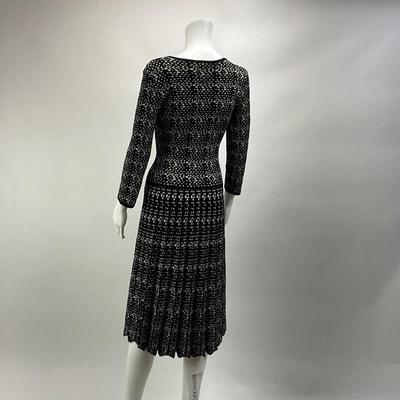 616 Taylor Black & White Dress Small
