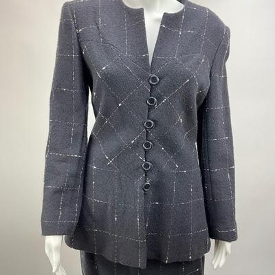 Lot 632. Kamisato Geary Roark Grey & White Two Pc Suit
