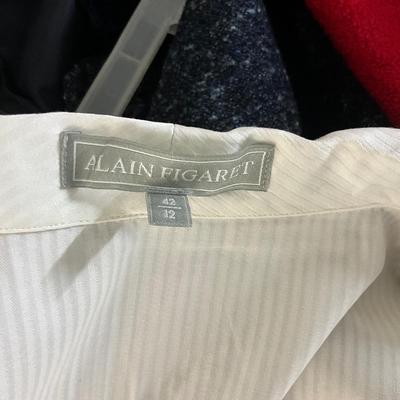 624 Henri Bendel Plum Suit Size 14