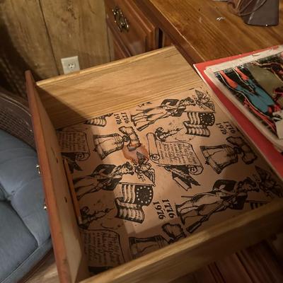 6 Drawer Wood Dresser with Mirror