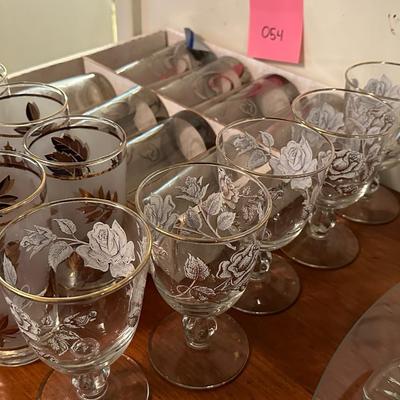 Lot of Mixed Drinking Glassware