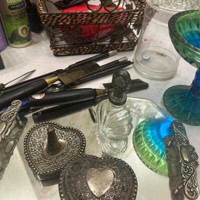 Mixed lot of Bathroom Counter items