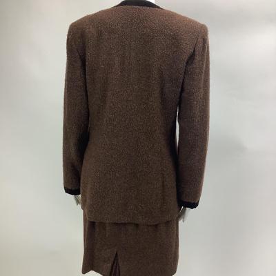 672 ELPIDA Jacket & Skirt Suit