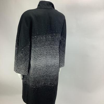 676 Neiman Marcus Black & White Herringbone Jacket
