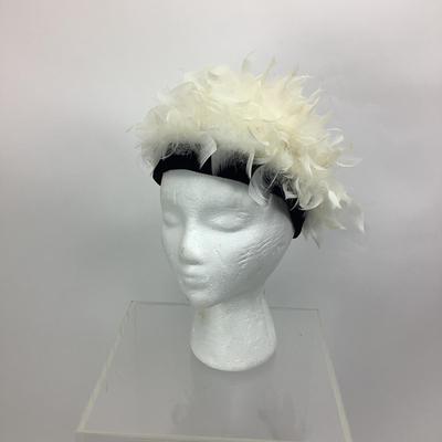 Lot 682 White Ostrich Feather Cap