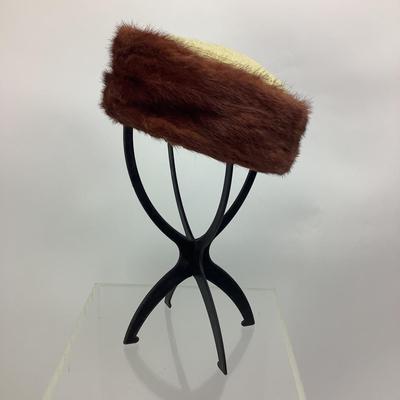 Lot 685 Vintage Schiaparelli Paris Red/Brown Mink Rimmed Pill Box Hat