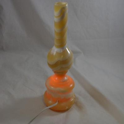 Vintage Blonde Agate Table Lamp 13.5"