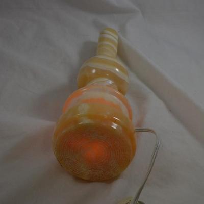 Vintage Blonde Agate Table Lamp 13.5"