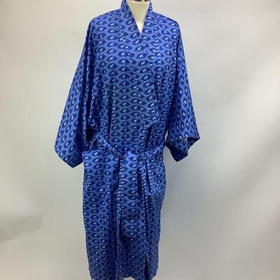 Lot 700 The Oriental - Bangkok â€œ The Blue Elephant Robe â€œ Mens
