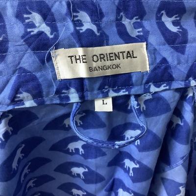 Lot 700 The Oriental - Bangkok â€œ The Blue Elephant Robe â€œ Mens