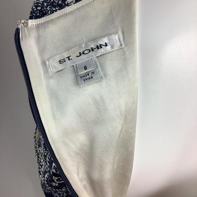 Lot 719. St. John Navy/White Paisley Sleeveless Dress