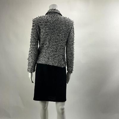 724 St. John Black & White Textured Suit Size 6