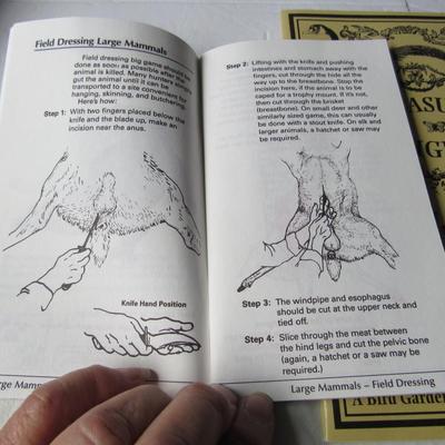 Lot 525:  Wildlife ID Pocket Guide (neat book!) and Treasured Flights Journal