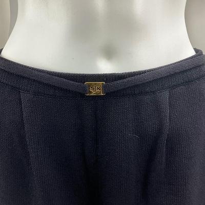 Lot 731   St John Basic 3 pc Set ( Tunic Pants Jacket )