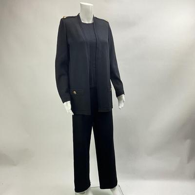Lot 731   St John Basic 3 pc Set ( Tunic Pants Jacket )