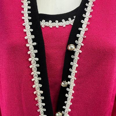 Lot 734 St. John Collection Pink Santana Knit 3pc Suit