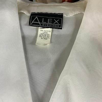 Lot 735. Alex Eve White Blouse & Carlisle Black Pants