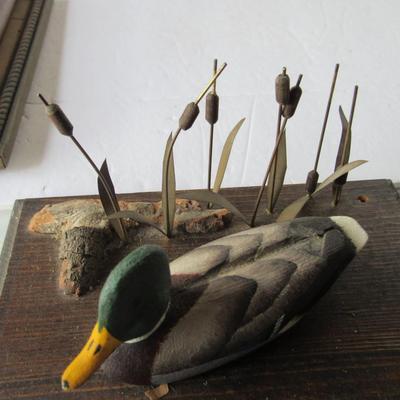 Lot 555:  Lot of Decorative Items