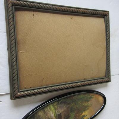 Lot 555:  Lot of Decorative Items