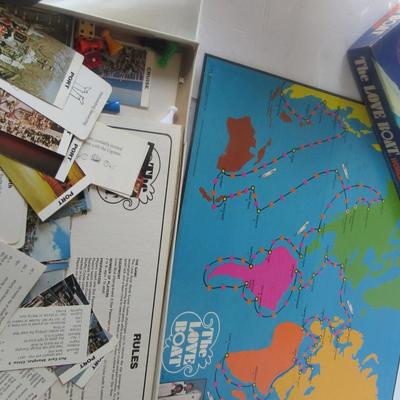 Lot 583:  Older Love Boat Game