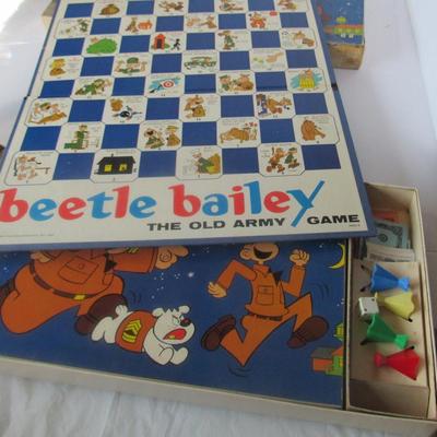 Lot 584:  Vintage Beetle Bailey Game