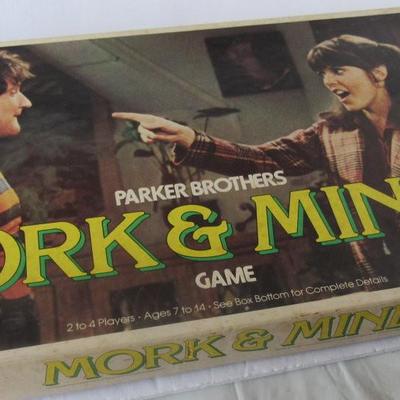 Lot 586:  Vintage Mork and Mindy Game