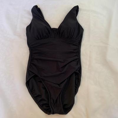 Ladies Swimwear (Size S/M) & More (GB-HS)