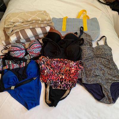 Ladies Swimwear (Size S/M) & More (GB-HS)