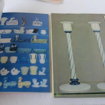 lot 611:  Shawnee Pottery and Foval Glass Guides