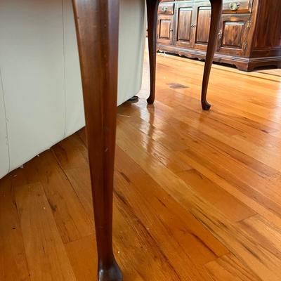 Vintage Queen Anne Style Sofa Hallway Table 52"x 16"x 29"