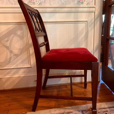 Antique Duncan Phyfe Style Dining Room Table + Chairs 62"x29"x42"