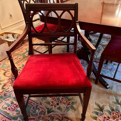 Antique Duncan Phyfe Style Dining Room Table + Chairs 62"x29"x42"