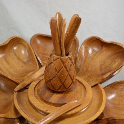 Monkey Pod Lotus Spinning Salad/Snack Bowl with Utensils