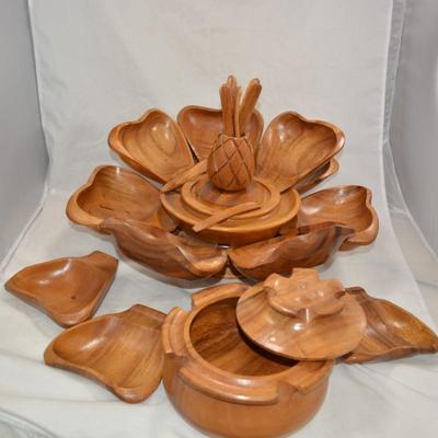 Monkey Pod Lotus Spinning Salad/Snack Bowl with Utensils