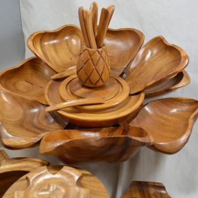 Monkey Pod Lotus Spinning Salad/Snack Bowl with Utensils