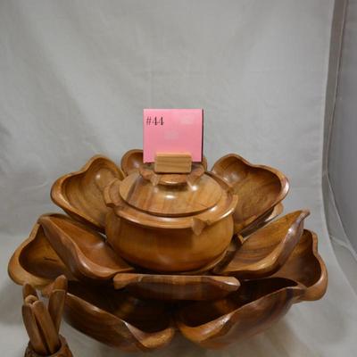 Monkey Pod Lotus Spinning Salad/Snack Bowl with Utensils