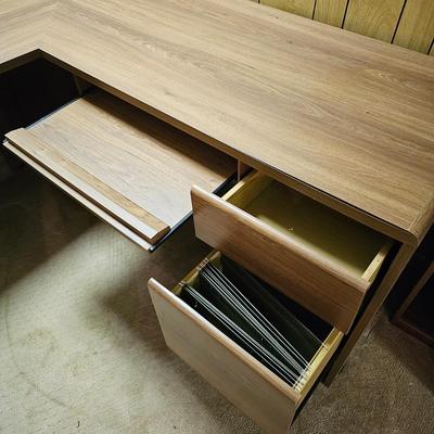 Corner Composite Wood Desk (BO-JS)