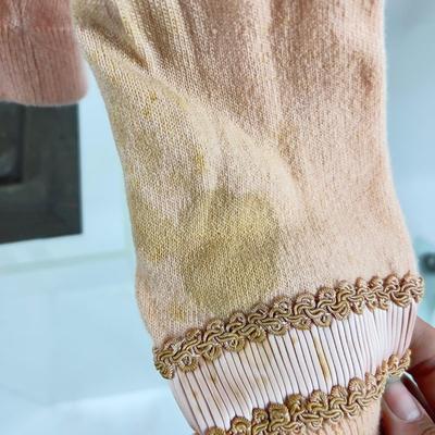775 Vintage Peach Cardigan "The Clothes Line" Towson, MD