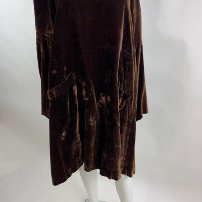 777 Vintage Antique Brown Velvet Coat Fur Collar