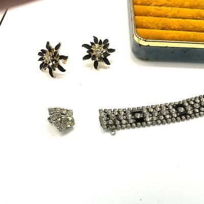 747 Vintage Black Rhinestone Bracelet with Wingback Rhinestone Earrings