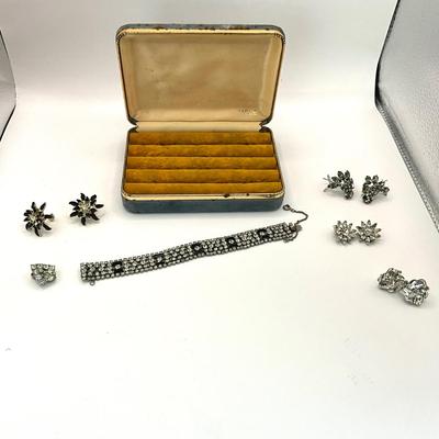 747 Vintage Black Rhinestone Bracelet with Wingback Rhinestone Earrings