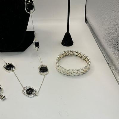 752 Black and Silver Costume Jewelry with Earrings and Bracelet